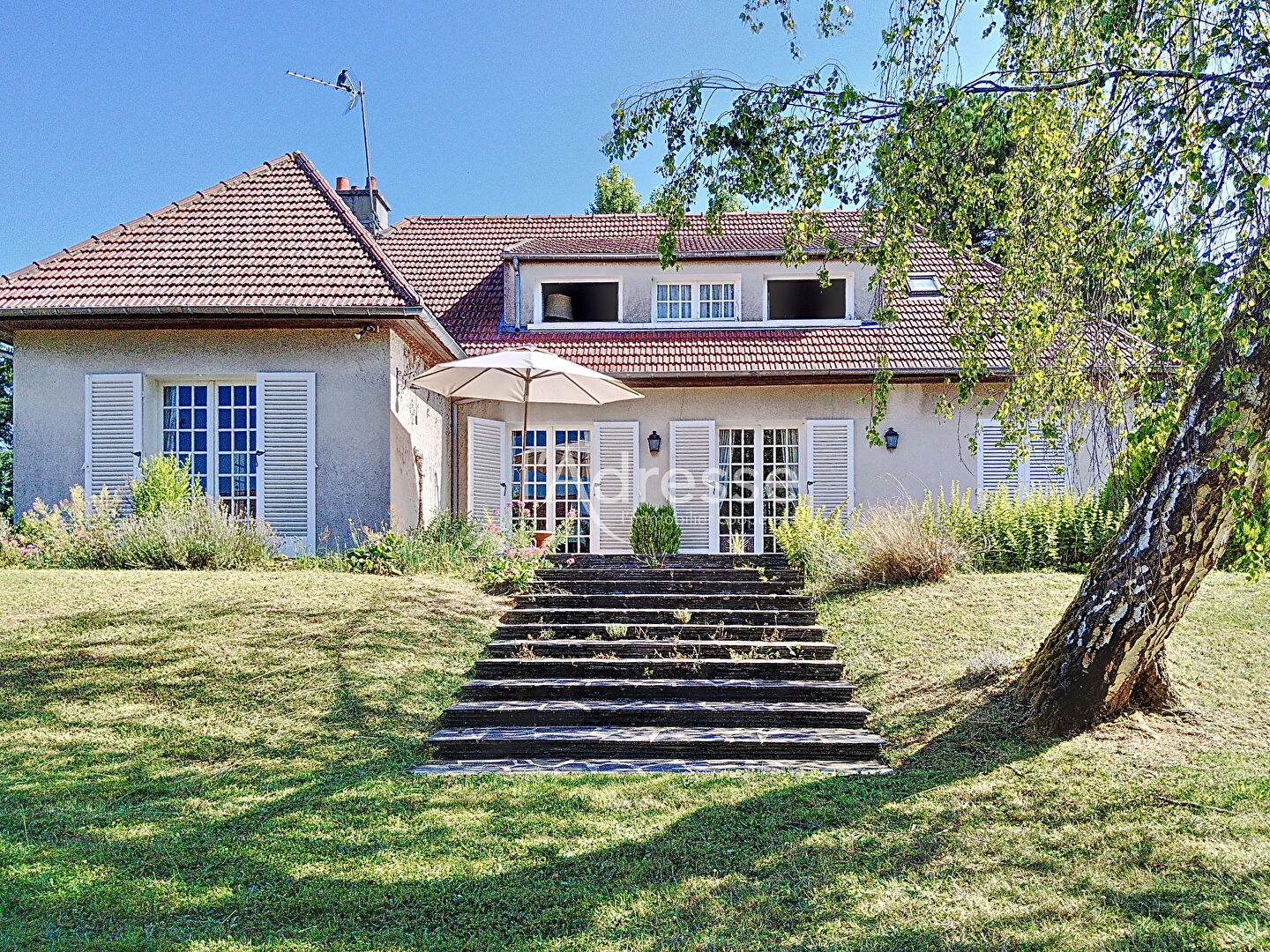 Maison trilport (77470) 8 pièces 235.00 m²