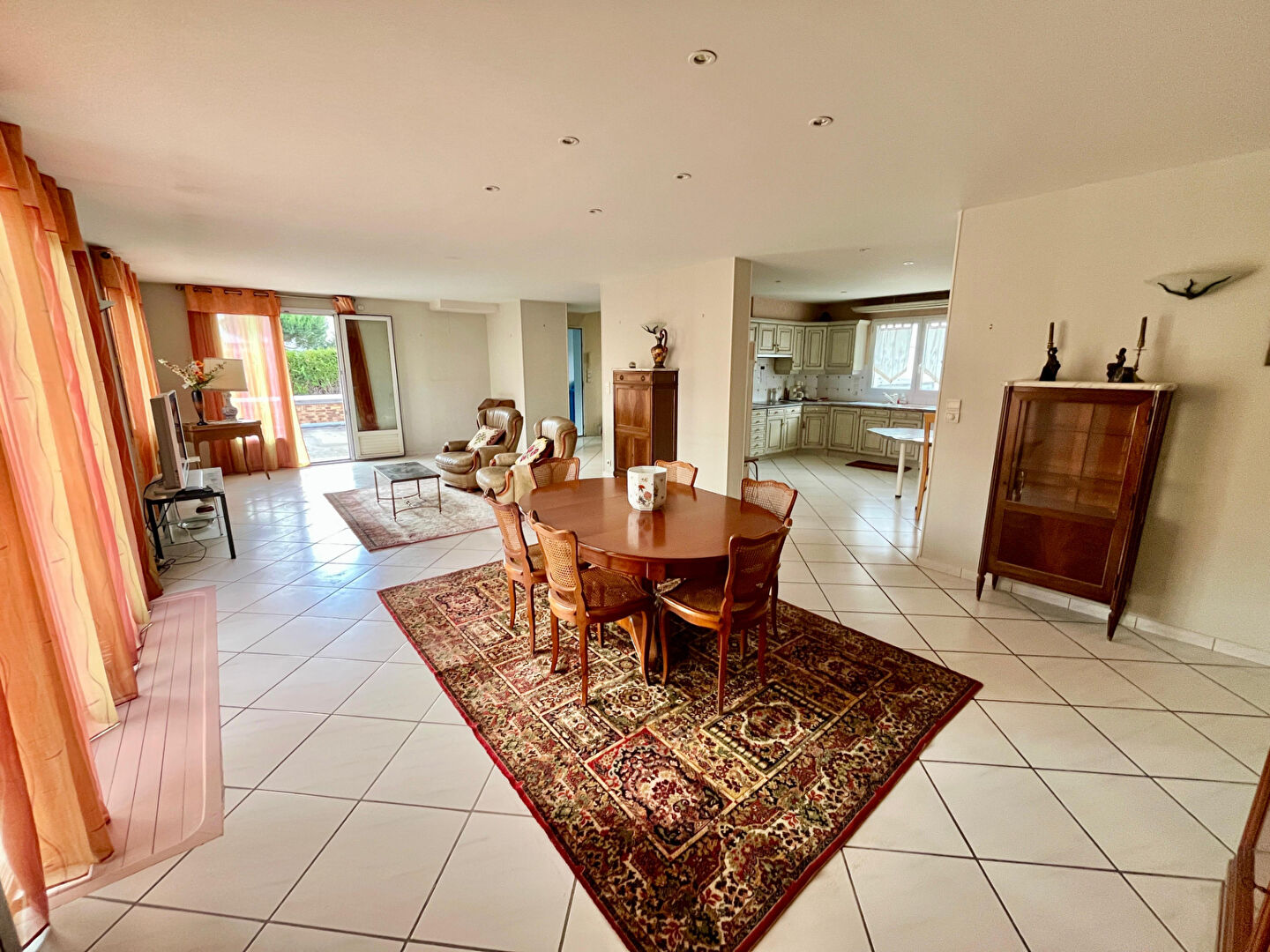 Appartement LA FERTE SOUS JOUARRE (77260) 8 pièces 178.60 m²