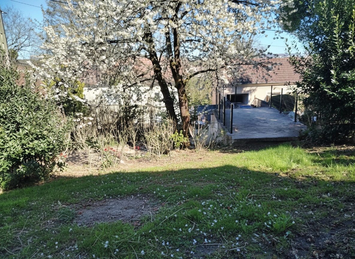 Terrain MEAUX (77100) 235.00 m&sup2;