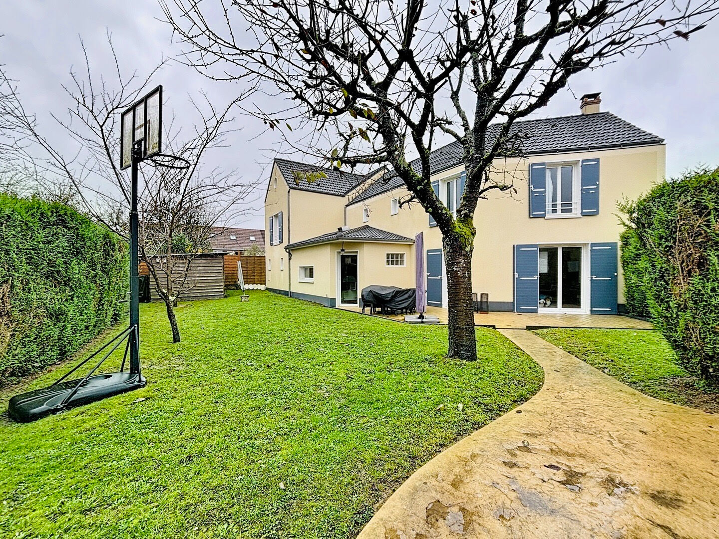 Maison CHANTELOUP EN BRIE (77600) 6 pi&egrave;ces 214.00 m&sup2;