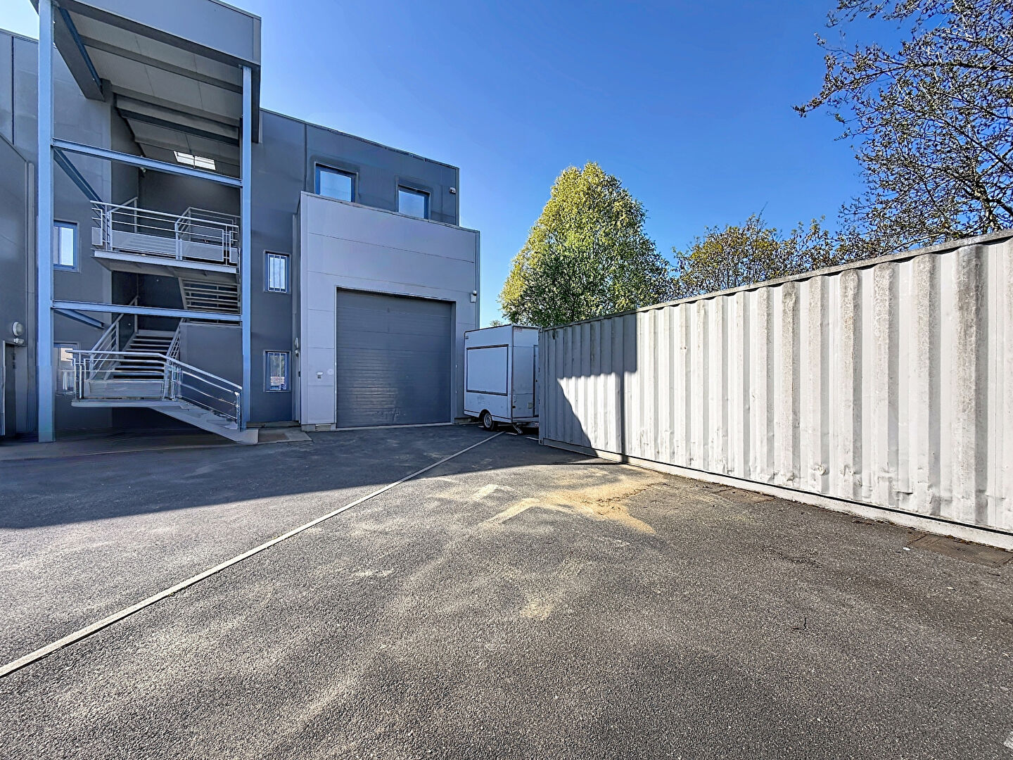 Local d'activit&eacute; VILLENOY (77124) 198.00 m&sup2;