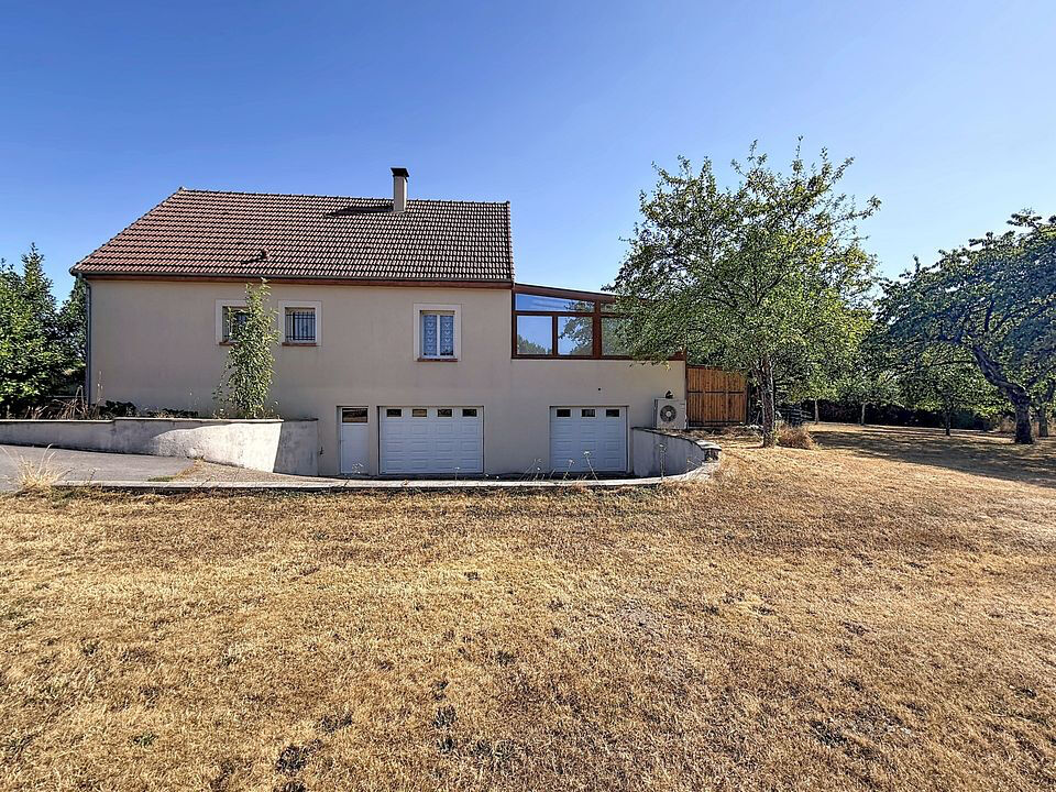 Saint-Jean-les-Deux-Jumeaux (77) 455 000 € Maison 5 pièces , 3 chambres 142.00 m² Avec jardin, garage/box