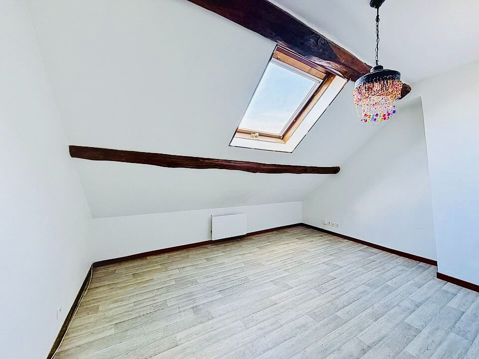 Appartement NANTEUIL LES MEAUX (77100) 1 pi&egrave;ce 15.70 m&sup2;
