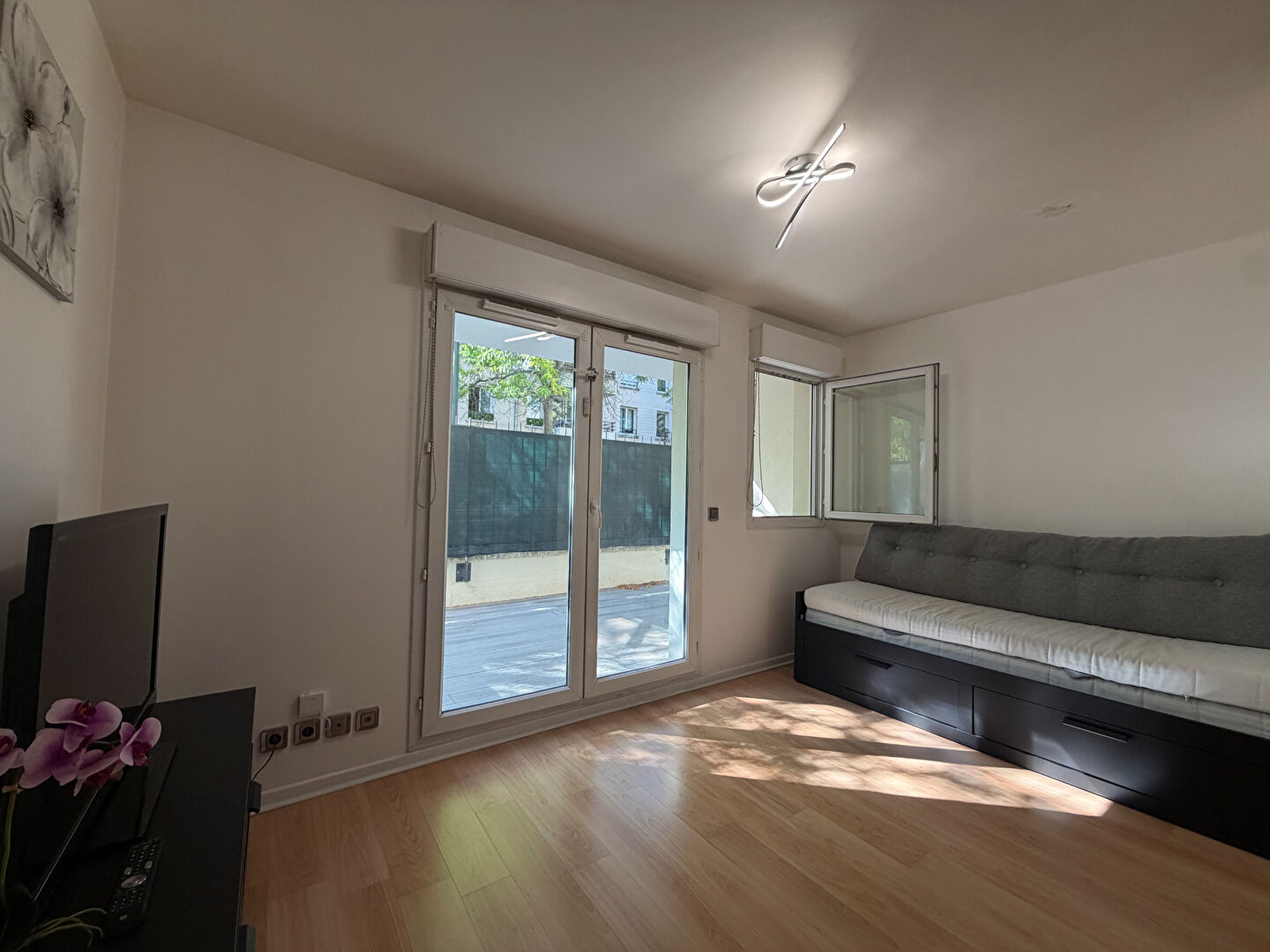 Appartement Chelles (77500) 1 pi&egrave;ce 27.43 m&sup2;