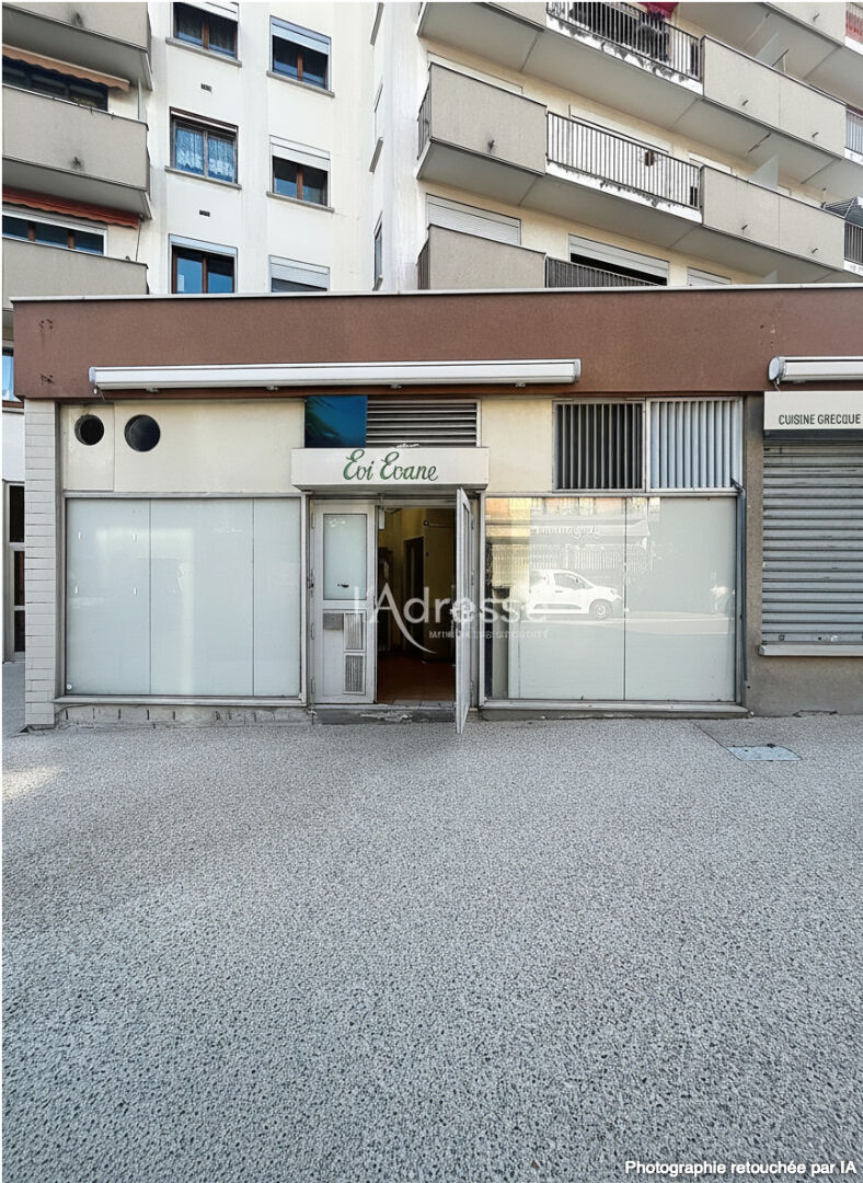 Local d'activit&eacute; LE KREMLIN BICETRE (94270) 100.00 m&sup2;