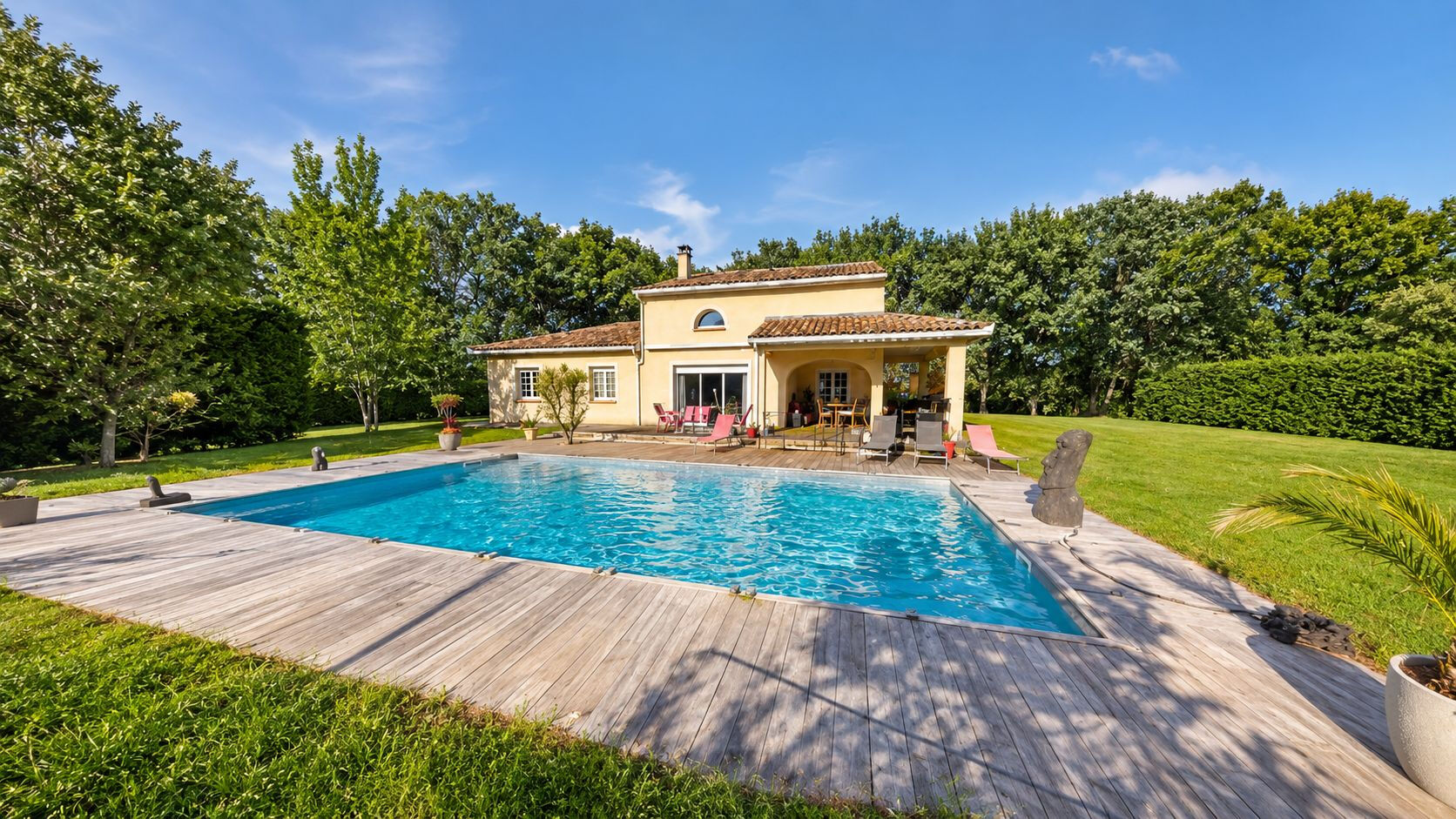 Villa PUJAUDRAN (32600) 6 pi&egrave;ces 170.40 m&sup2;