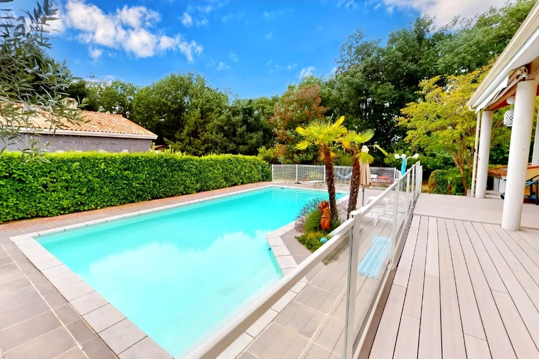 Maison CORNEBARRIEU (31700) 7 pi&egrave;ces 168.00 m&sup2;