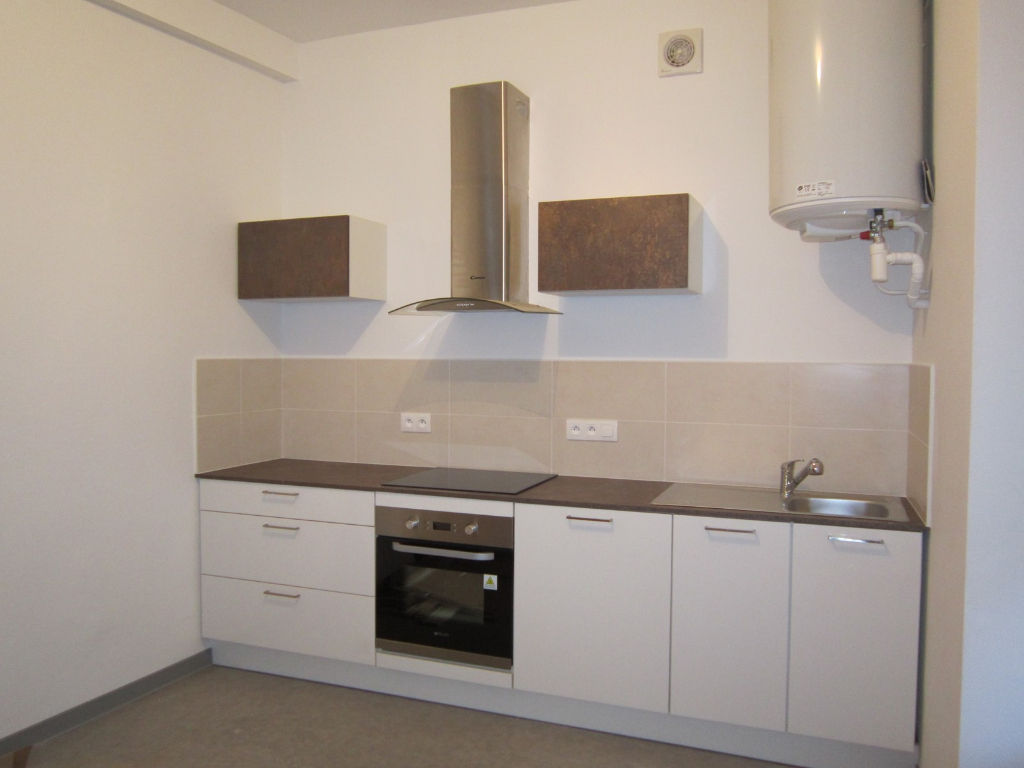 Appartement FONTENAY LE COMTE (85200) 2 pi&egrave;ces 53.00 m&sup2;