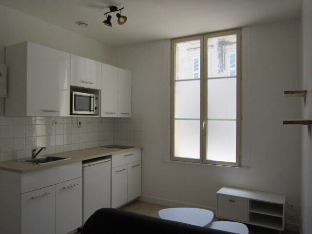 Appartement FONTENAY LE COMTE (85200) 2 pi&egrave;ces 27.00 m&sup2;