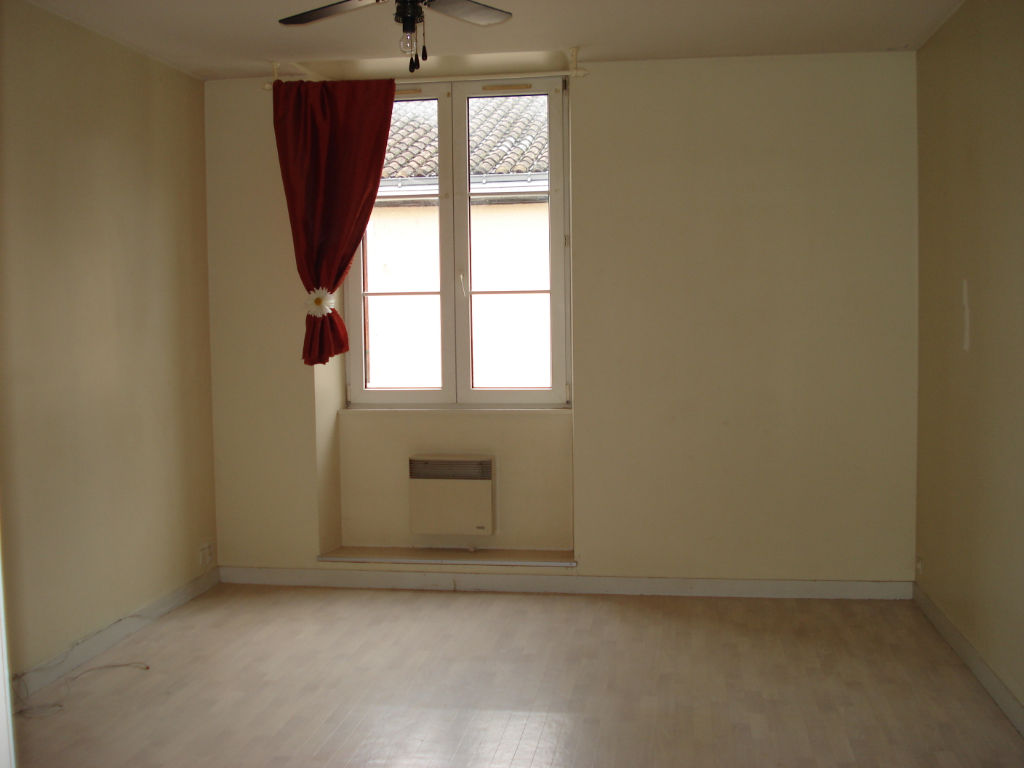 Immeuble de rapport FONTENAY LE COMTE (85200) 4 pi&egrave;ces 116.00 m&sup2;