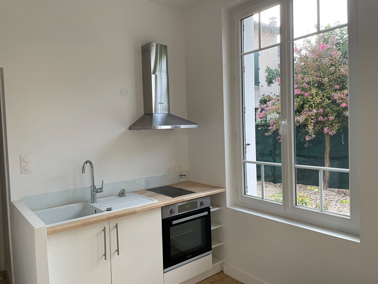 Maison FONTENAY LE COMTE (85200) 2 pièces 40.00 m²