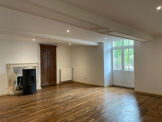 Maison XANTON CHASSENON (85240) 4 pi&egrave;ces 170.00 m&sup2;