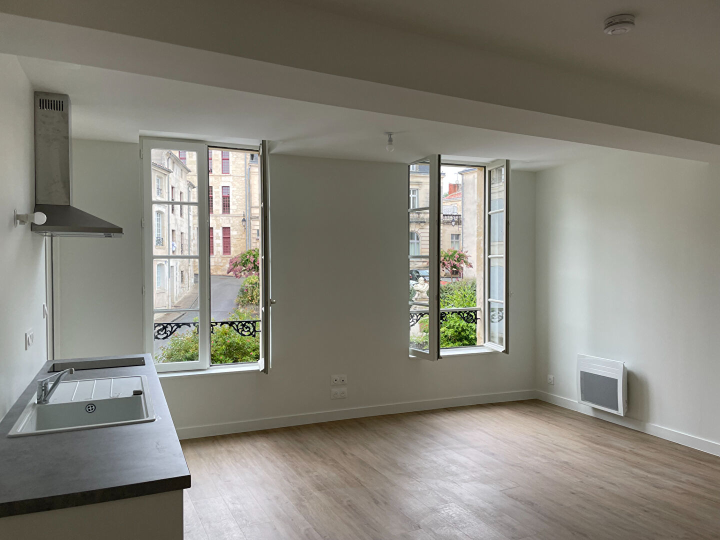 Appartement FONTENAY LE COMTE (85200) 1 pi&egrave;ce 28.87 m&sup2;