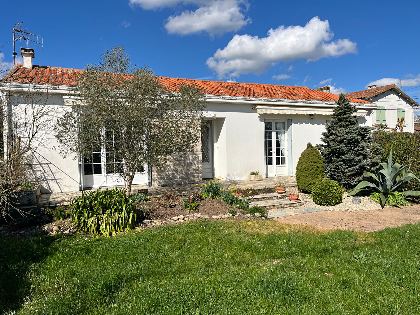Maison TAUGON (17170) 11 pi&egrave;ces 207.00 m&sup2;