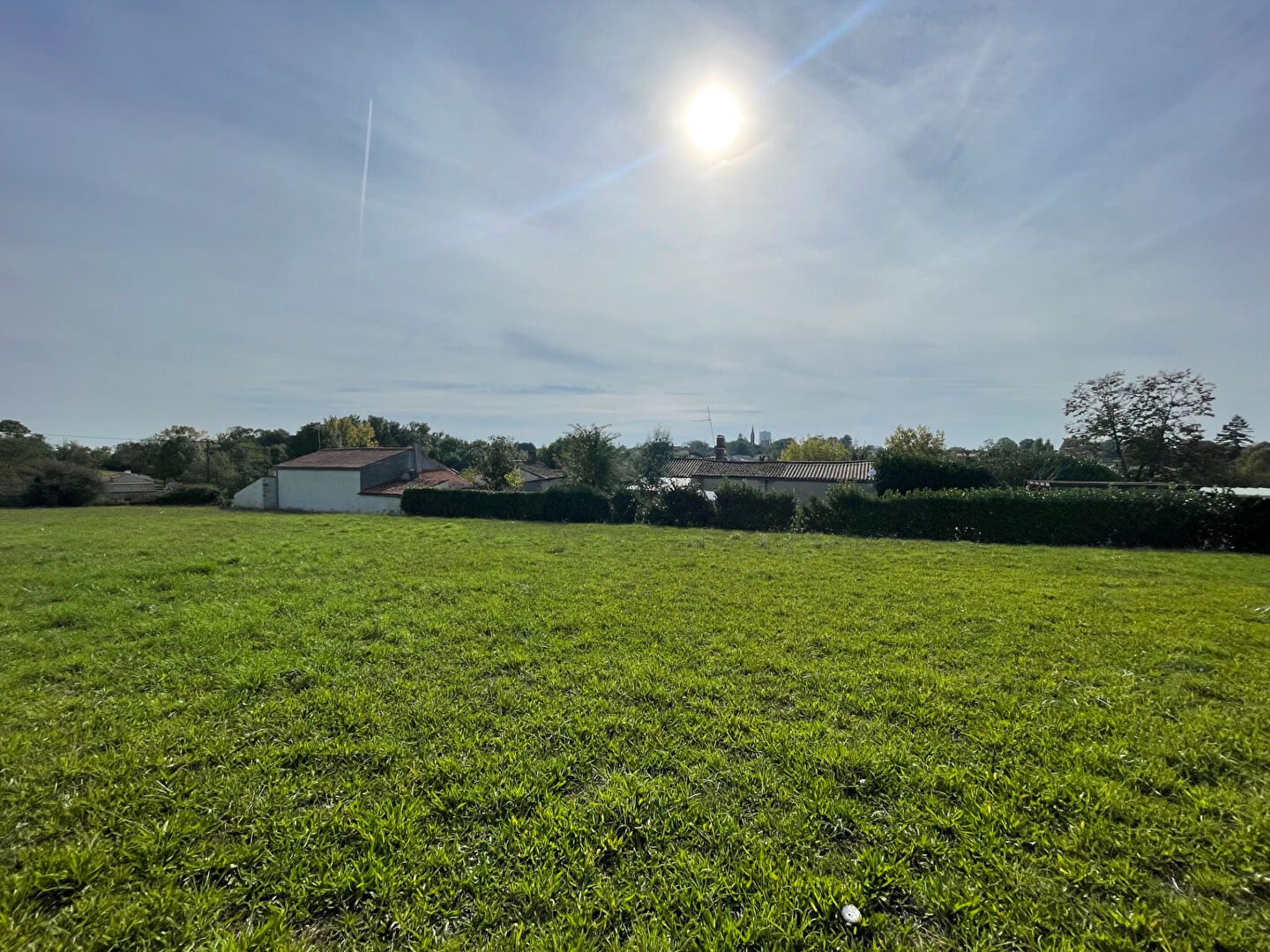 Terrain FONTENAY LE COMTE (85200) 1700.00 m&sup2;