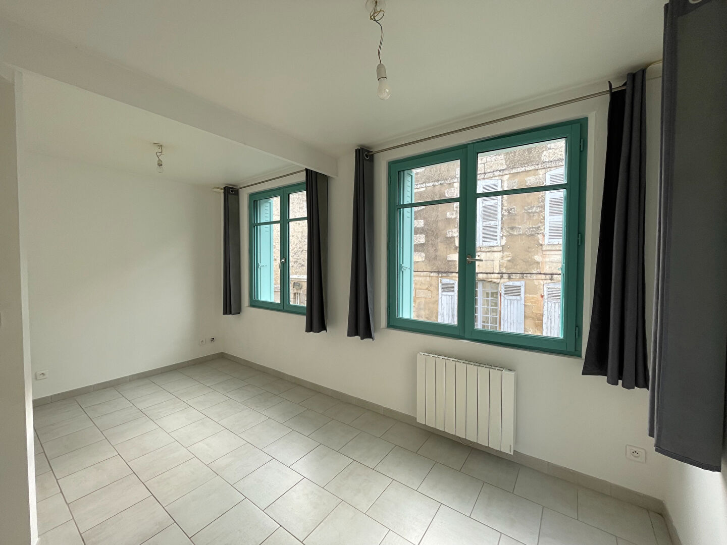 Appartement FONTENAY LE COMTE (85200) 1 pièce 28.62 m²