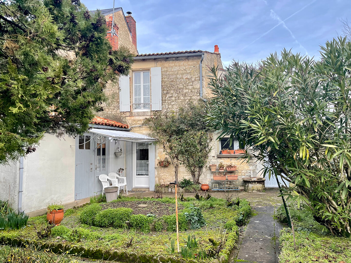 Maison FONTENAY LE COMTE (85200) 6 pi&egrave;ces 113.00 m&sup2;