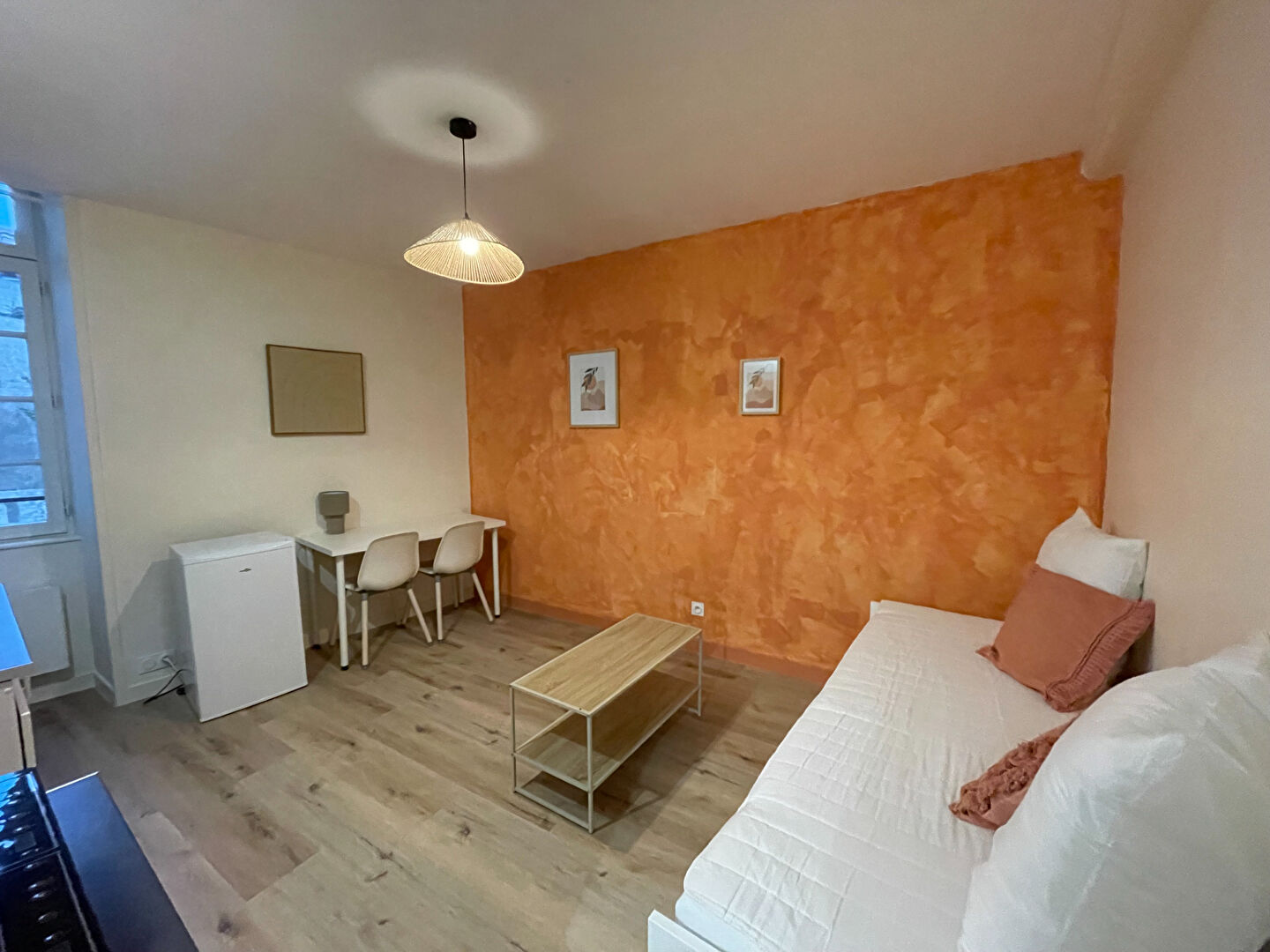 Appartement FONTENAY LE COMTE (85200) 1 pièce 17.75 m²