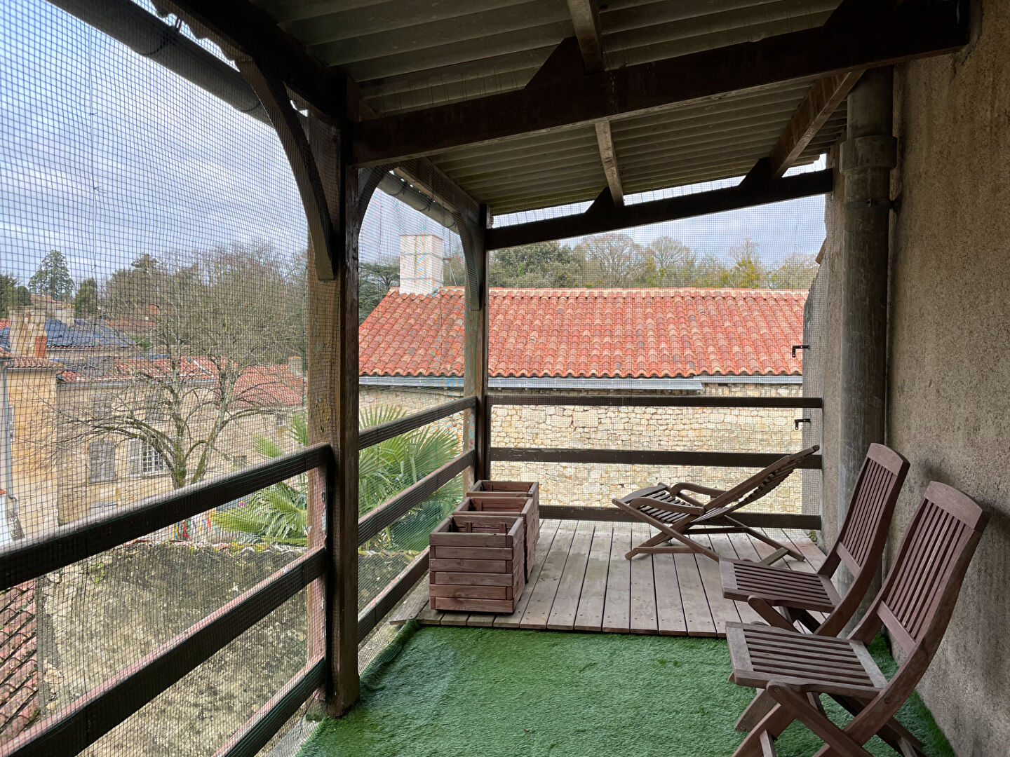 Immeuble FONTENAY LE COMTE (85200) 109.00 m&sup2;