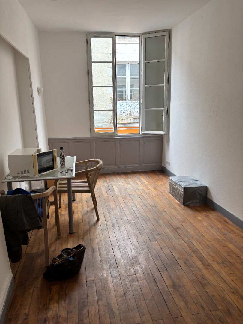 Appartement FONTENAY LE COMTE (85200) 2 pi&egrave;ces 29.64 m&sup2;