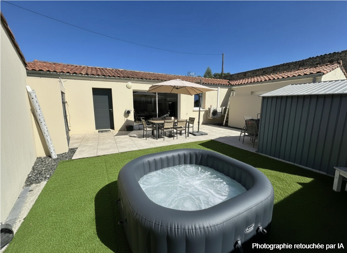 Maison Fontenay le Comte (85200) 3 pi&egrave;ces 118.00 m&sup2;