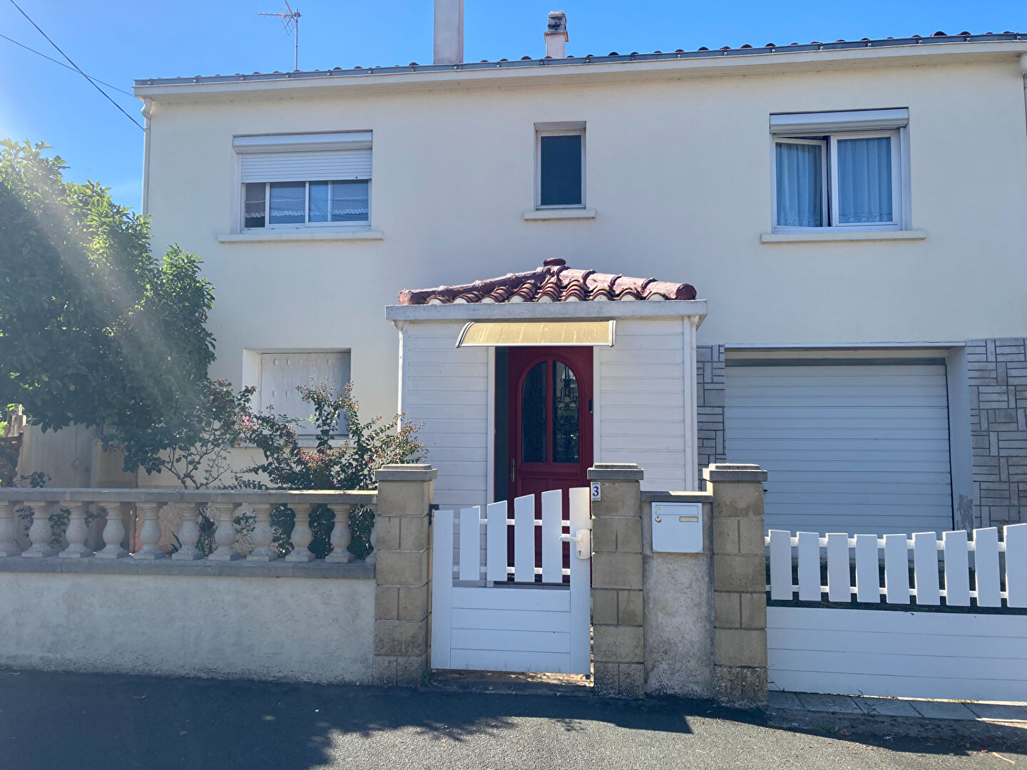 Maison FONTENAY LE COMTE (85200) 6 pi&egrave;ces 113.00 m&sup2;
