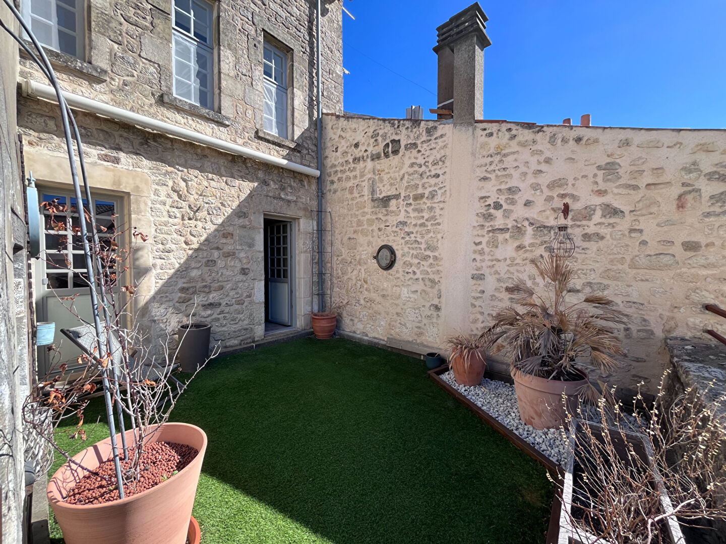 Appartement FONTENAY LE COMTE (85200) 3 pi&egrave;ces 66.00 m&sup2;