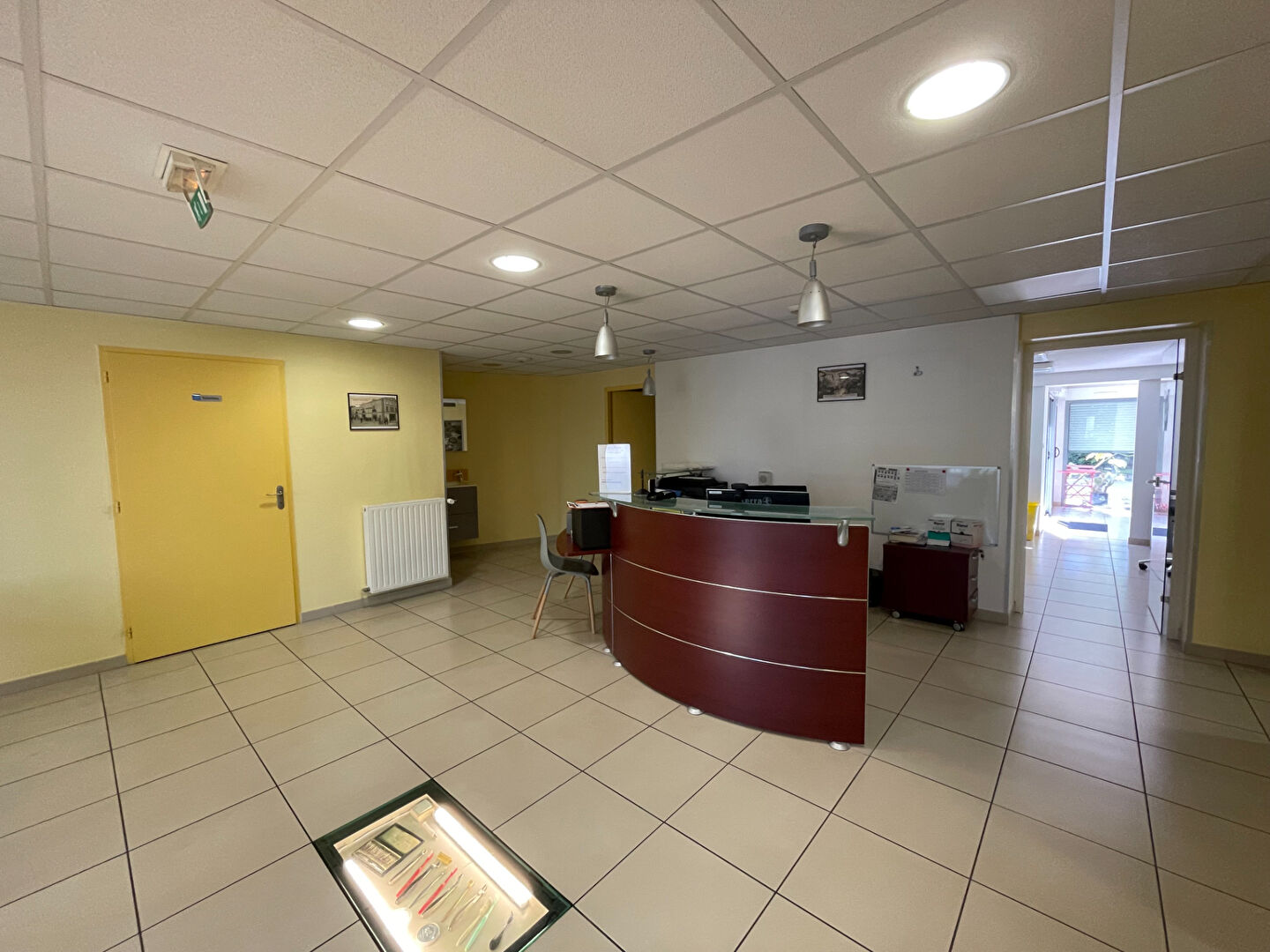 Bureaux FONTENAY LE COMTE (85200) 210.00 m&sup2;