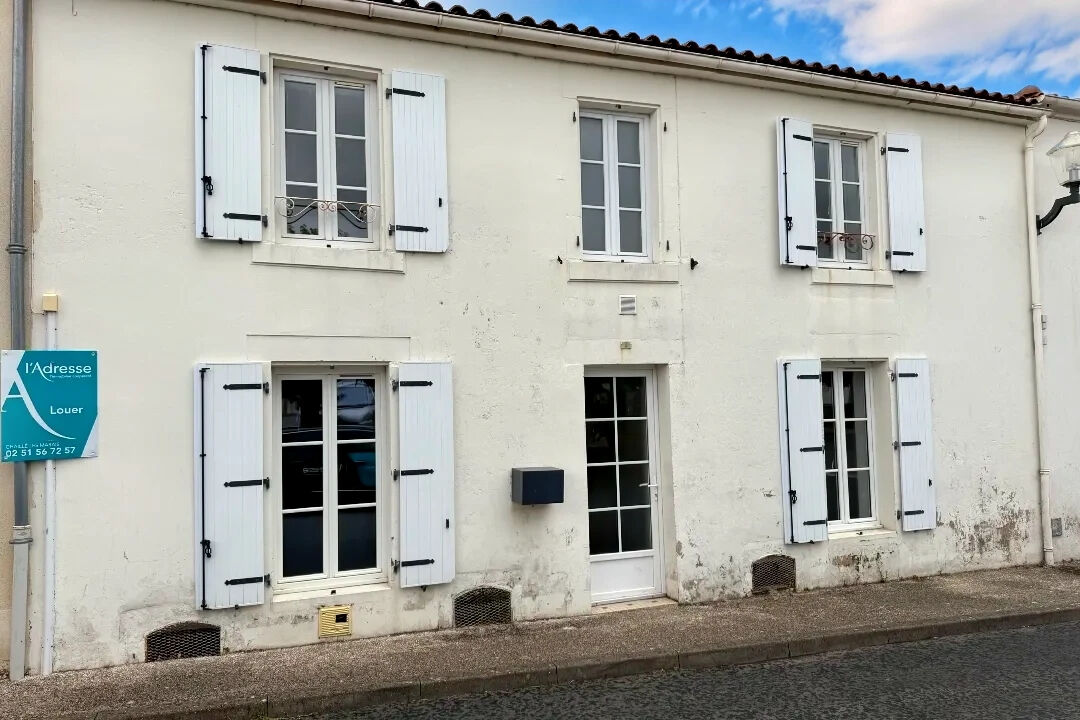 Maison NALLIERS (85370) 5 pièces 111.14 m²