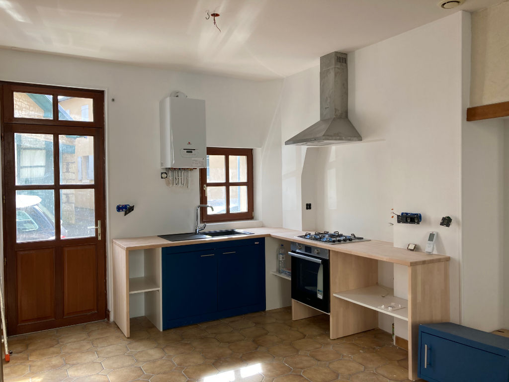 Maison FONTENAY LE COMTE (85200) 3 pièces 70.00 m²
