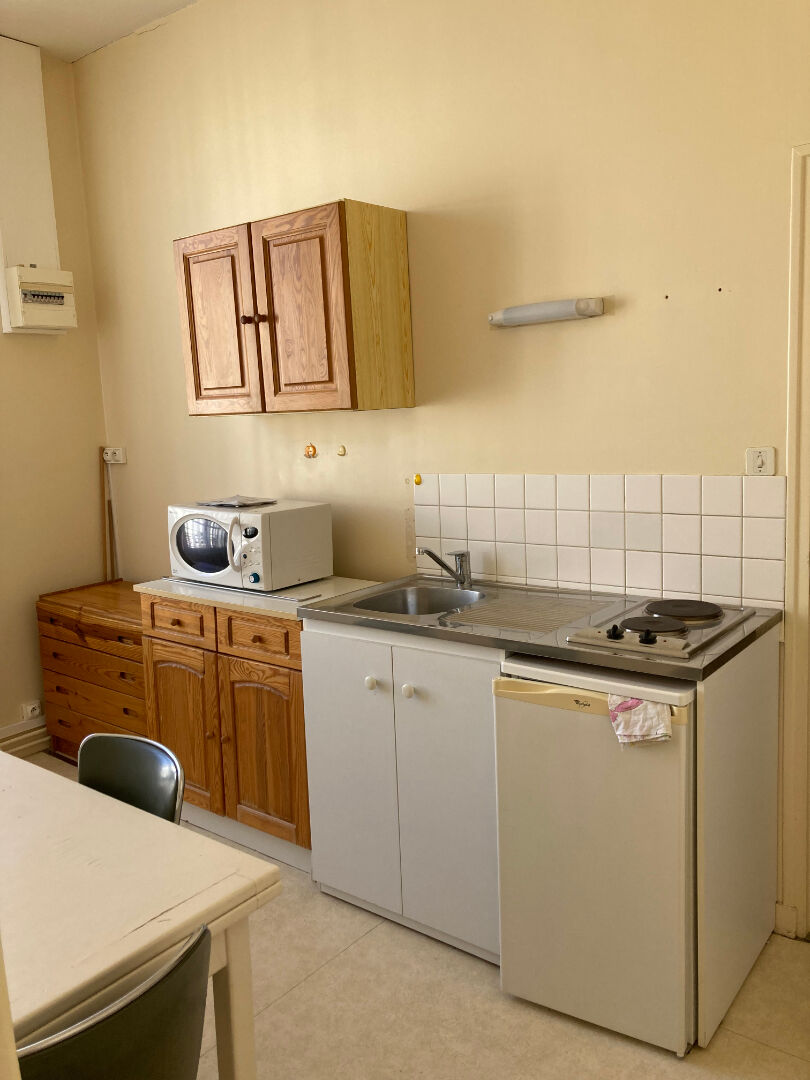 Appartement FONTENAY LE COMTE (85200) 2 pièces 28.00 m²