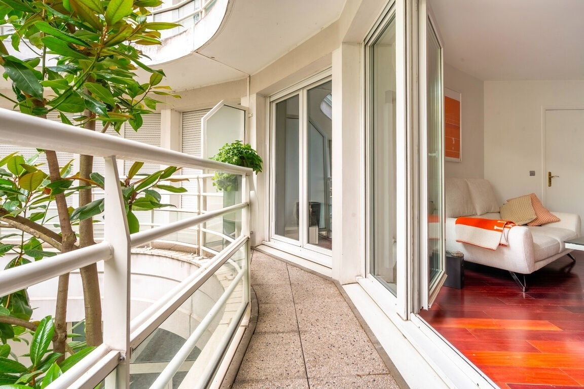 Appartement PARIS (75013) 2 pi&egrave;ces 49.00 m&sup2;