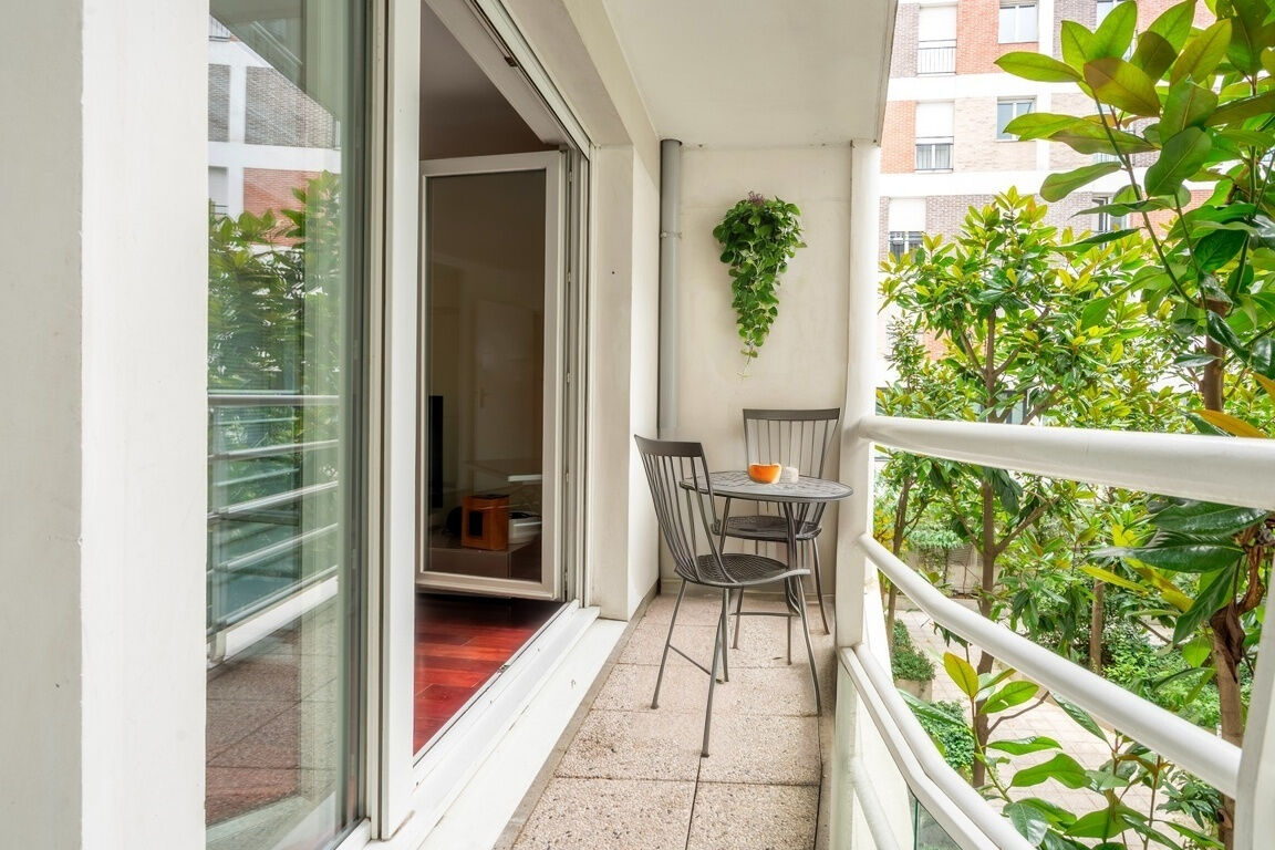 Appartement PARIS (75013) 2 pi&egrave;ces 49.00 m&sup2;