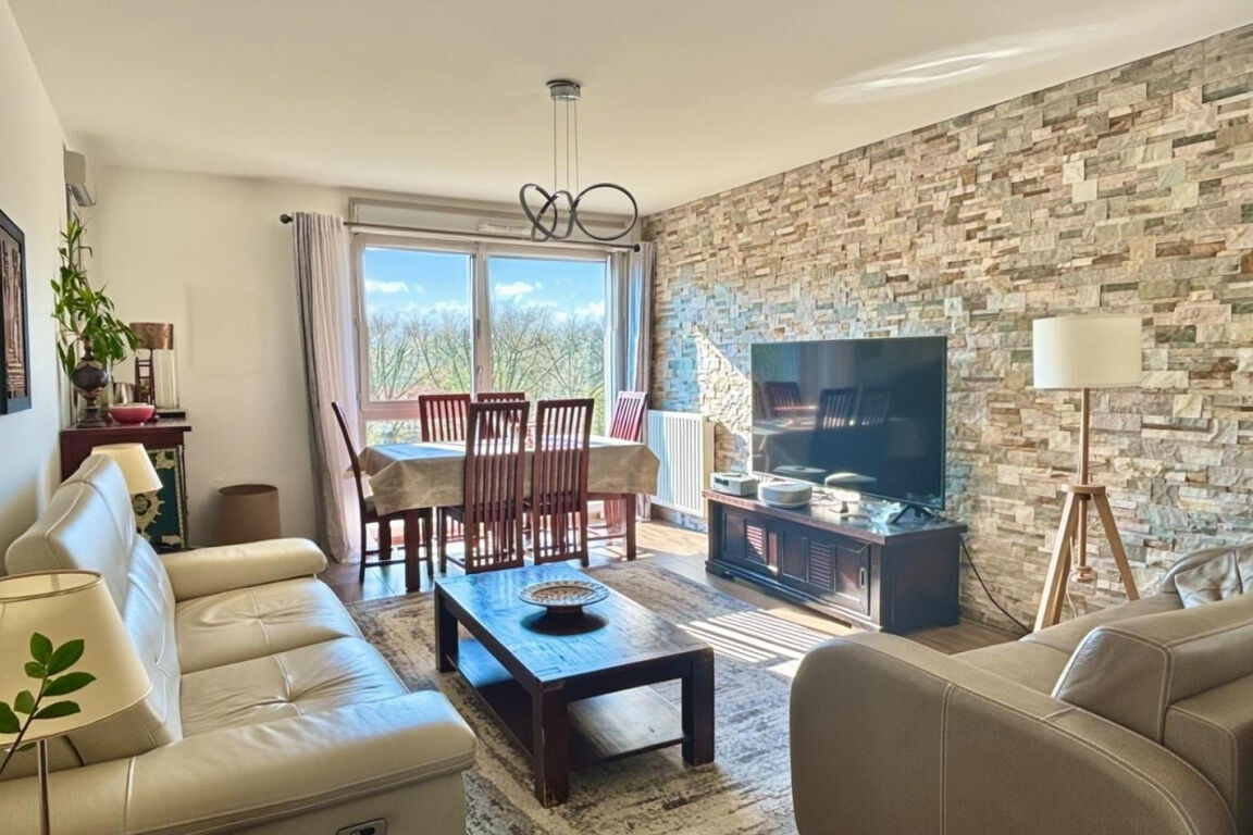 Appartement IVRY SUR SEINE (94200) 4 pi&egrave;ces 89.00 m&sup2;