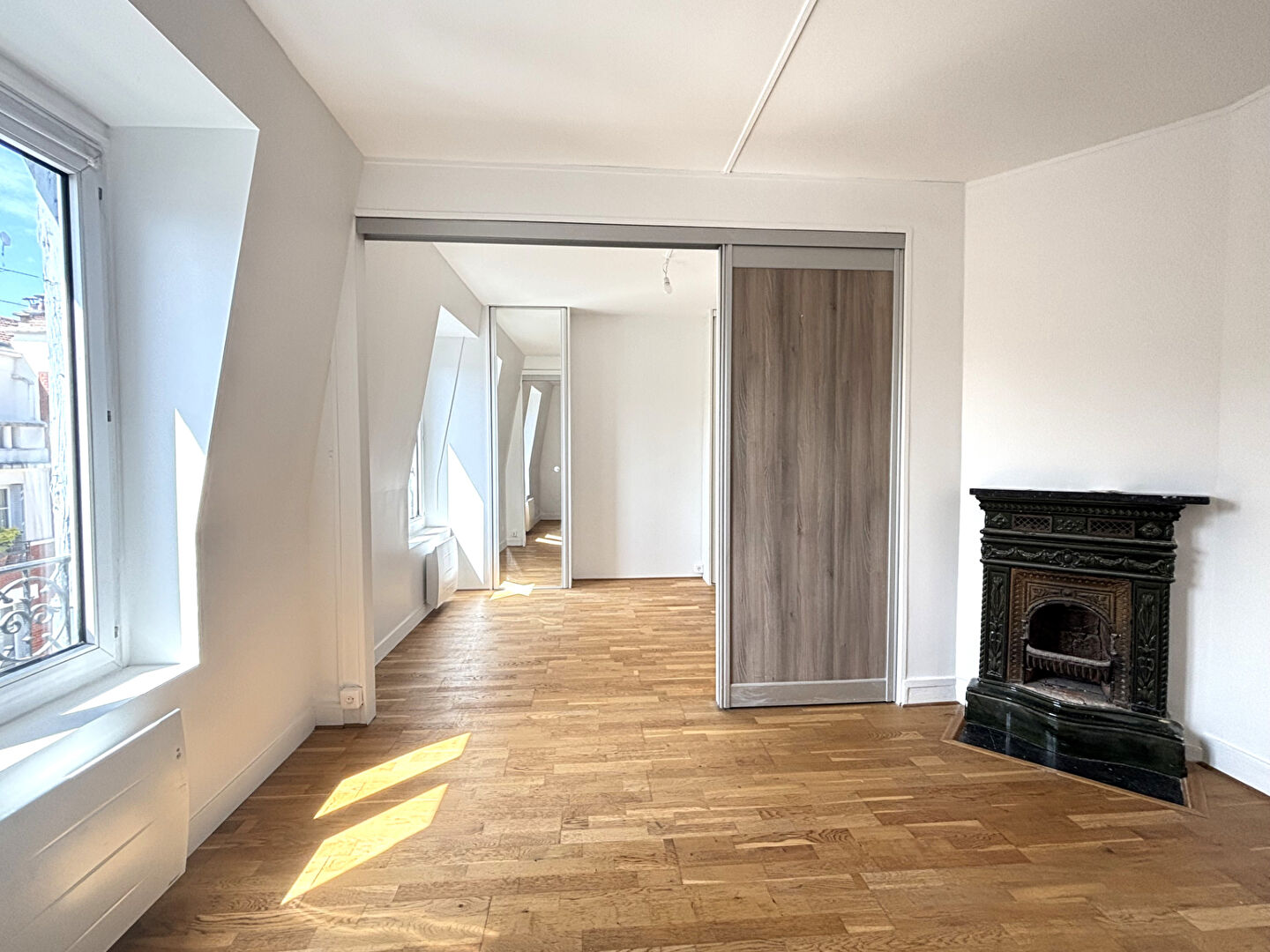 Paris 13 (75) Exclusif 296 000 € Appartement 2 pièces , 1 chambre 31.00 m² Voir le bien