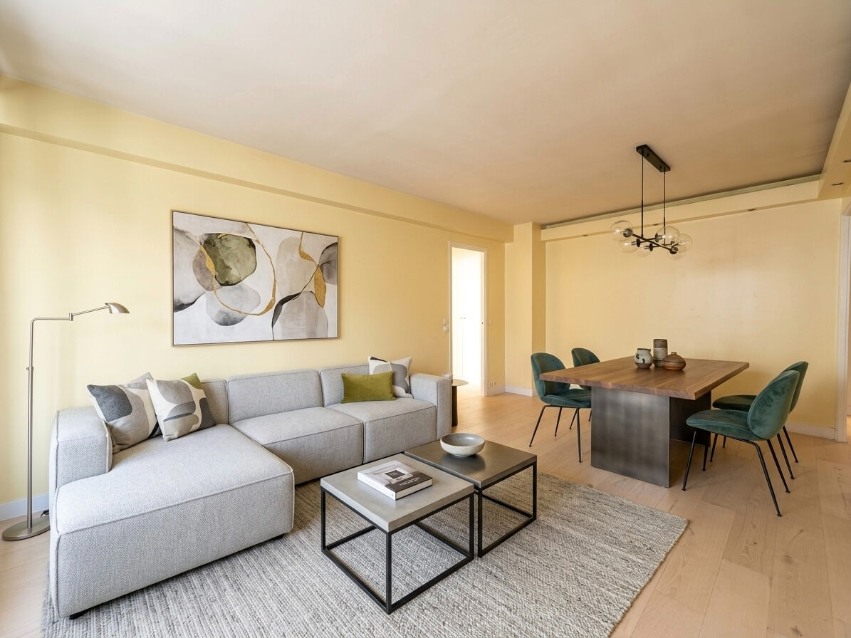 à 3 km de Paris 04 575 000 € Appartement 3 pièces , 2 chambres 67.00 m² Voir le bien