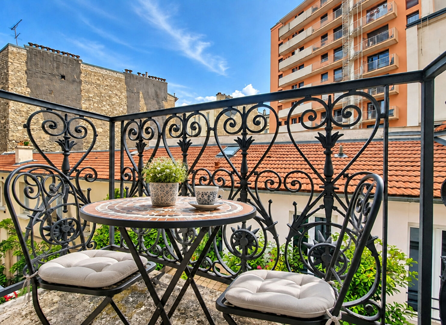 Appartement PARIS (75013) 3 pi&egrave;ces 35.50 m&sup2;