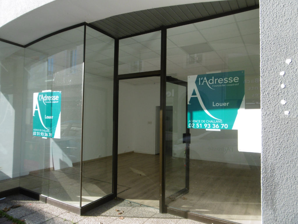 Local commercial CHALLANS (85300) 2 pièces 40.20 m²
