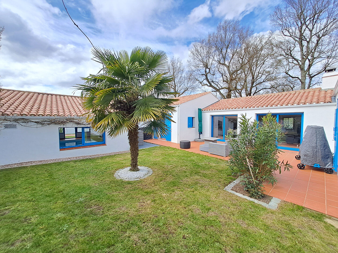 Maison CHALLANS (85300) 7 pièces 222.83 m²