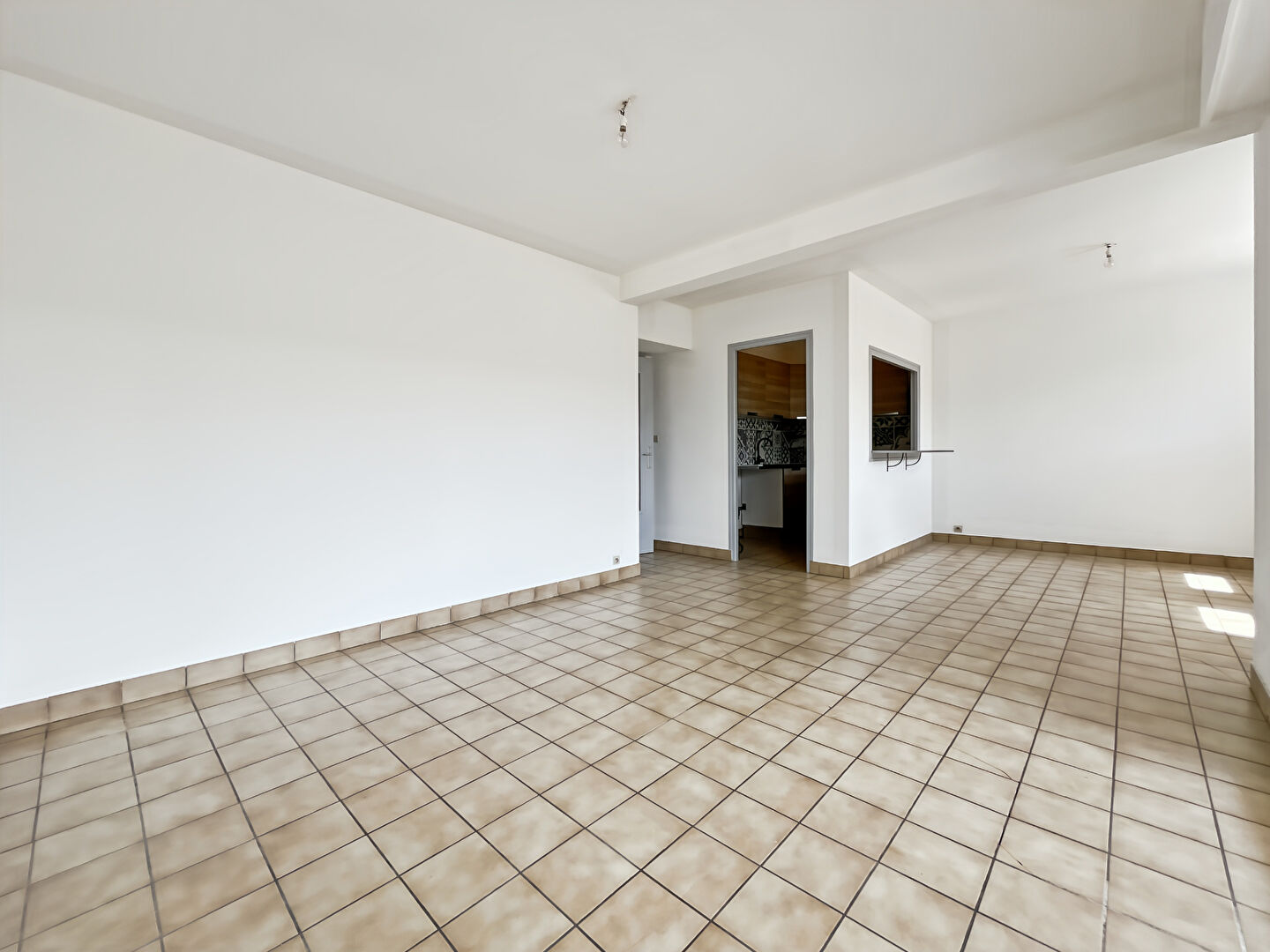 Appartement SAINT JEAN DE MONTS (85160) 3 pi&egrave;ces 59.00 m&sup2;