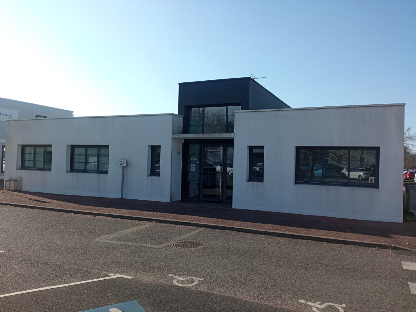 Local d'activité CHALLANS (85300) 155.00 m²
