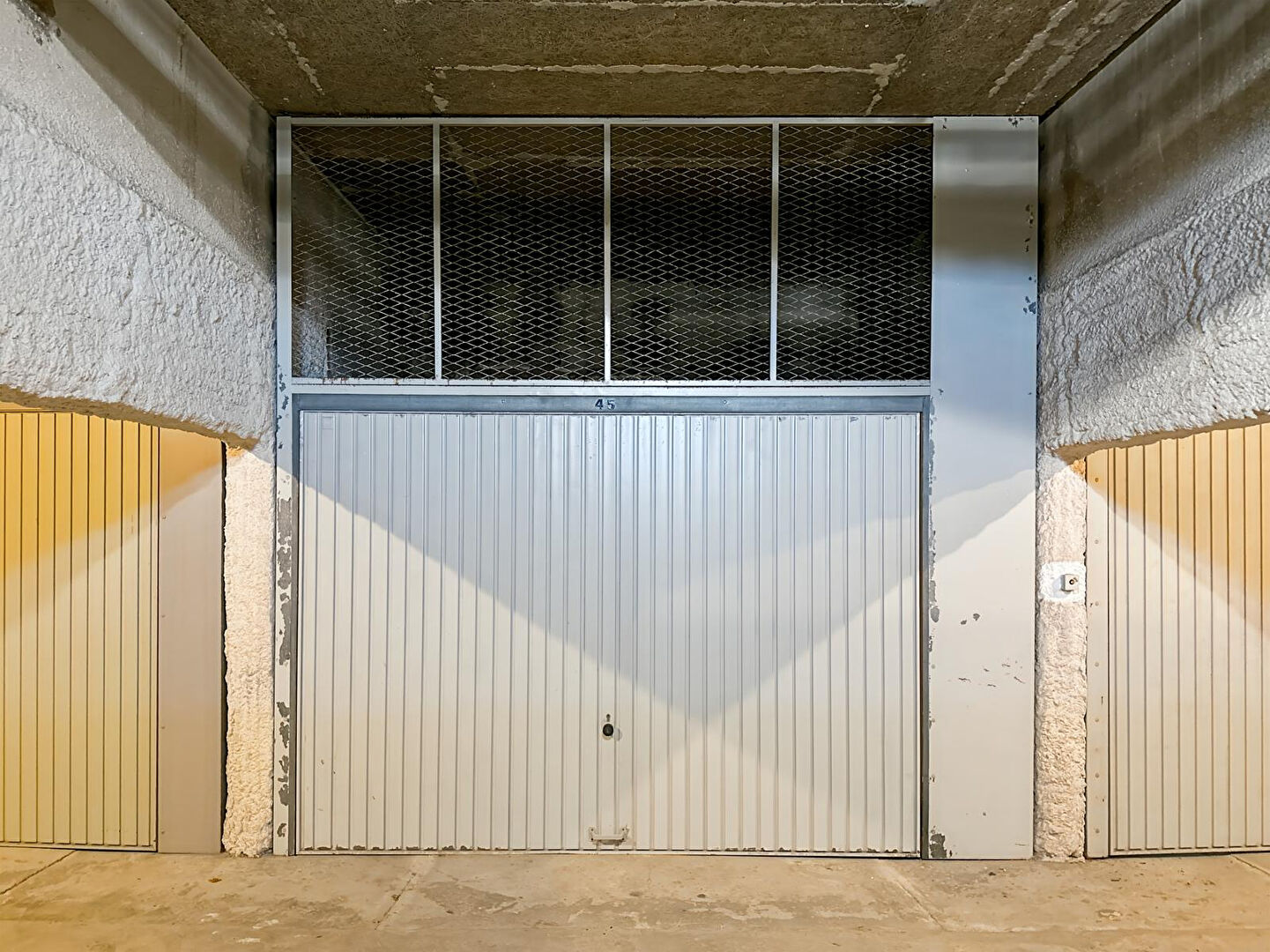 Parking / box SAINT HILAIRE DE RIEZ (85270) 18.00 m²