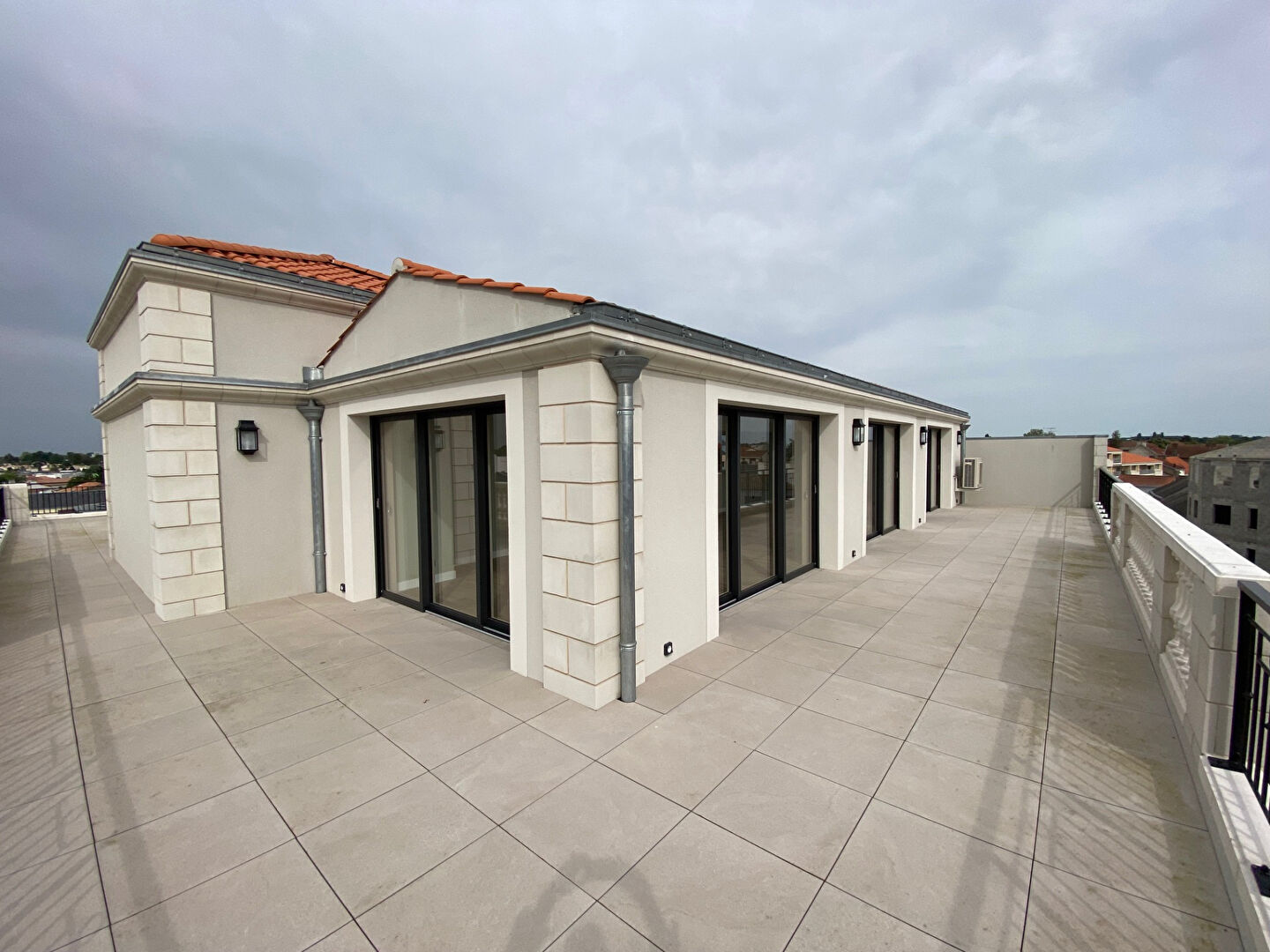 Appartement CHALLANS (85300) 4 pièces 130.91 m²