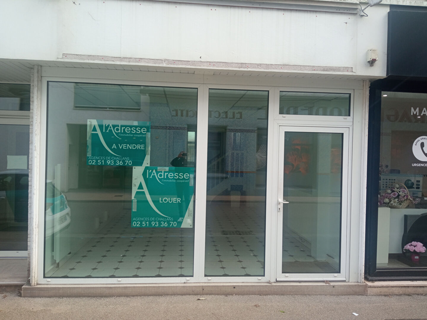 Local commercial CHALLANS (85300) 41.53 m&sup2;