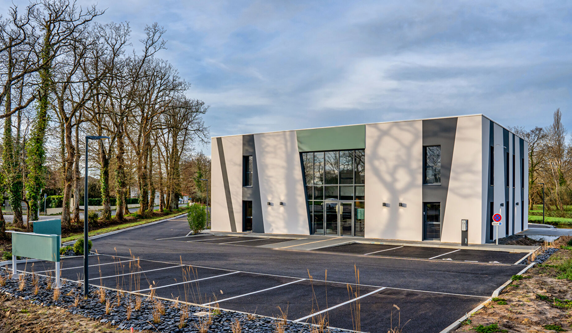 Bureaux CHALLANS (85300) 468.79 m²