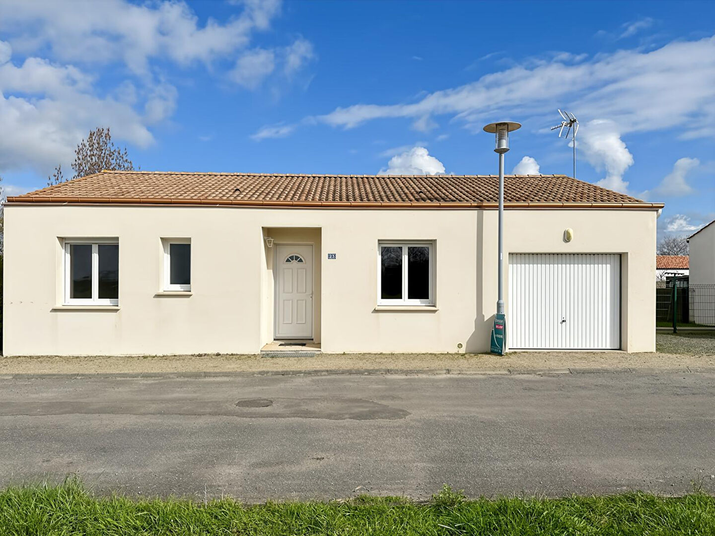 Maison LE PERRIER (85300) 3 pi&egrave;ces 80.00 m&sup2;