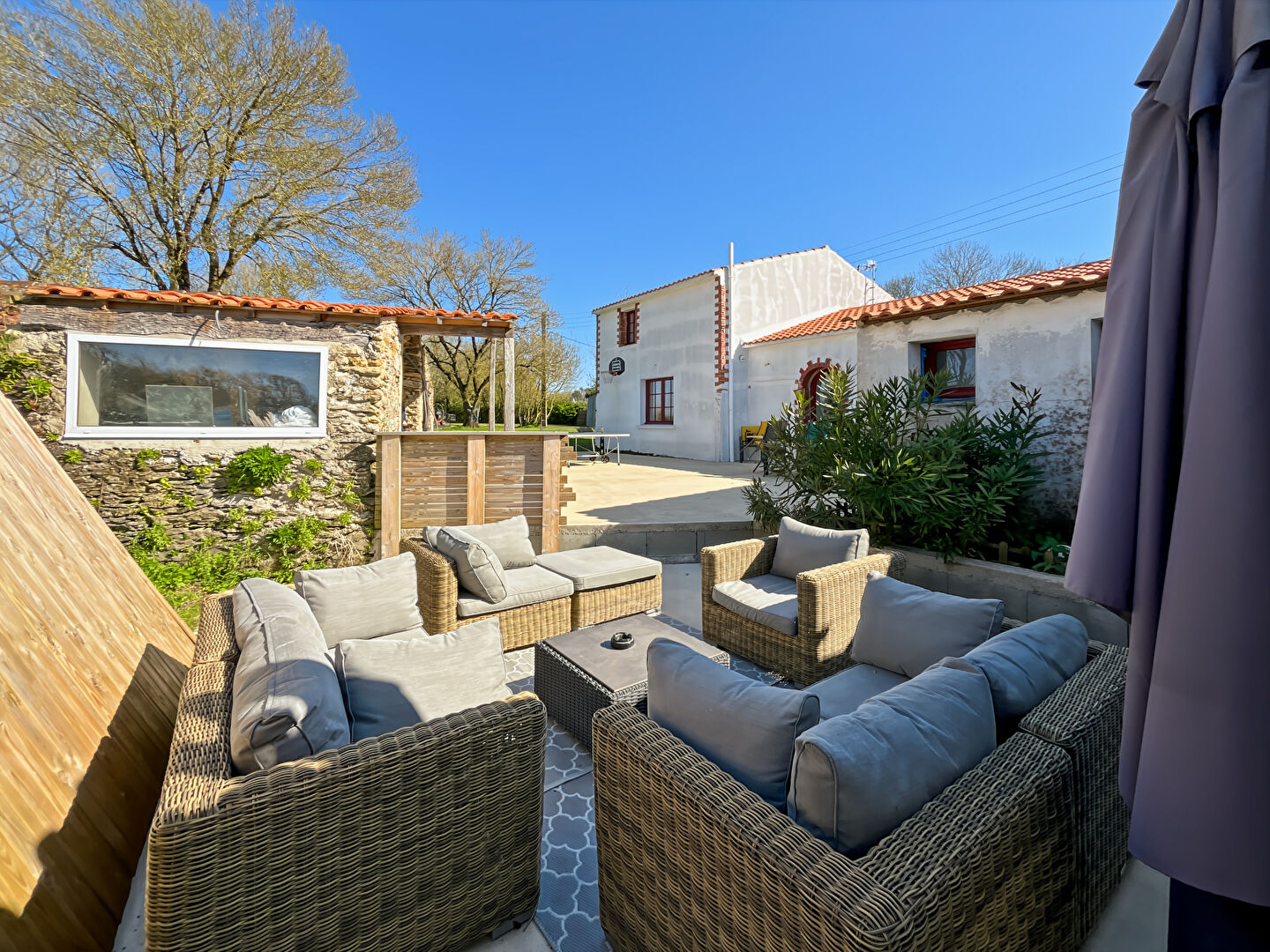 Maison CHALLANS (85300) 5 pi&egrave;ces 207.00 m&sup2;