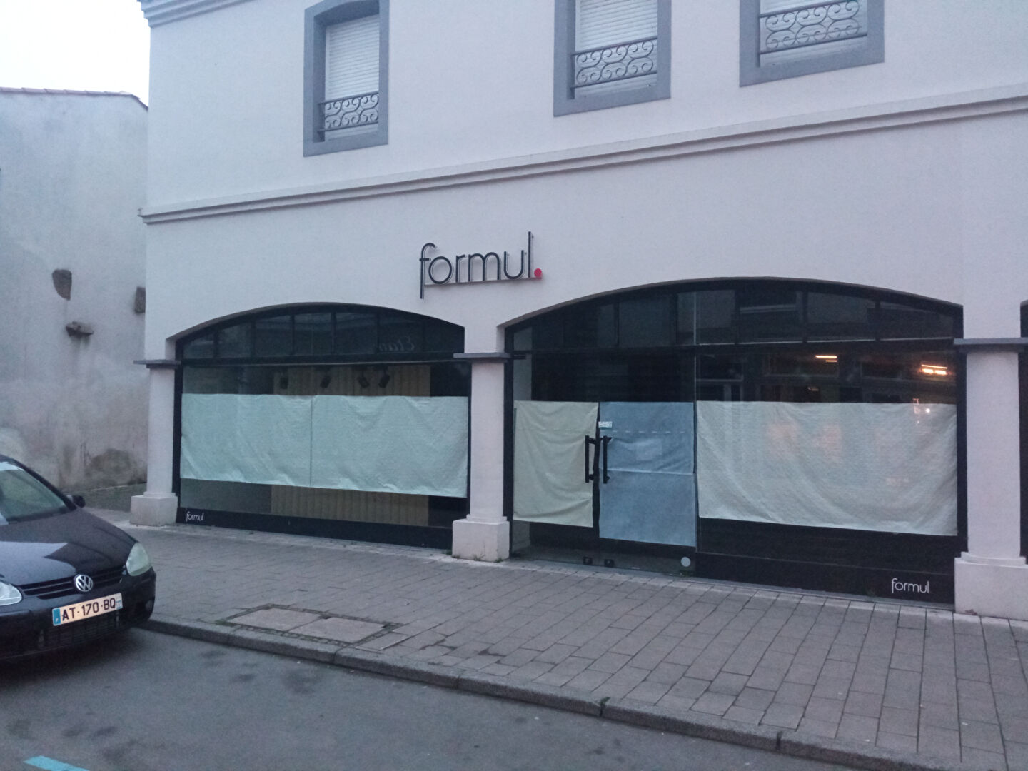 Local commercial CHALLANS (85300) 95.00 m&sup2;