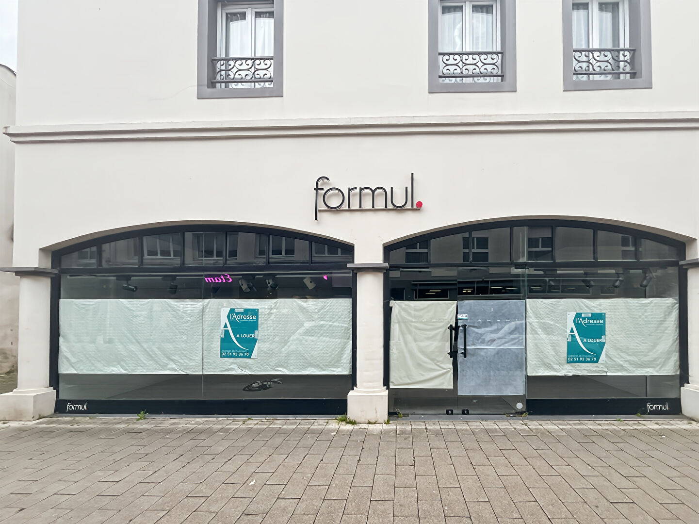 Local commercial CHALLANS (85300) 95.00 m&sup2;