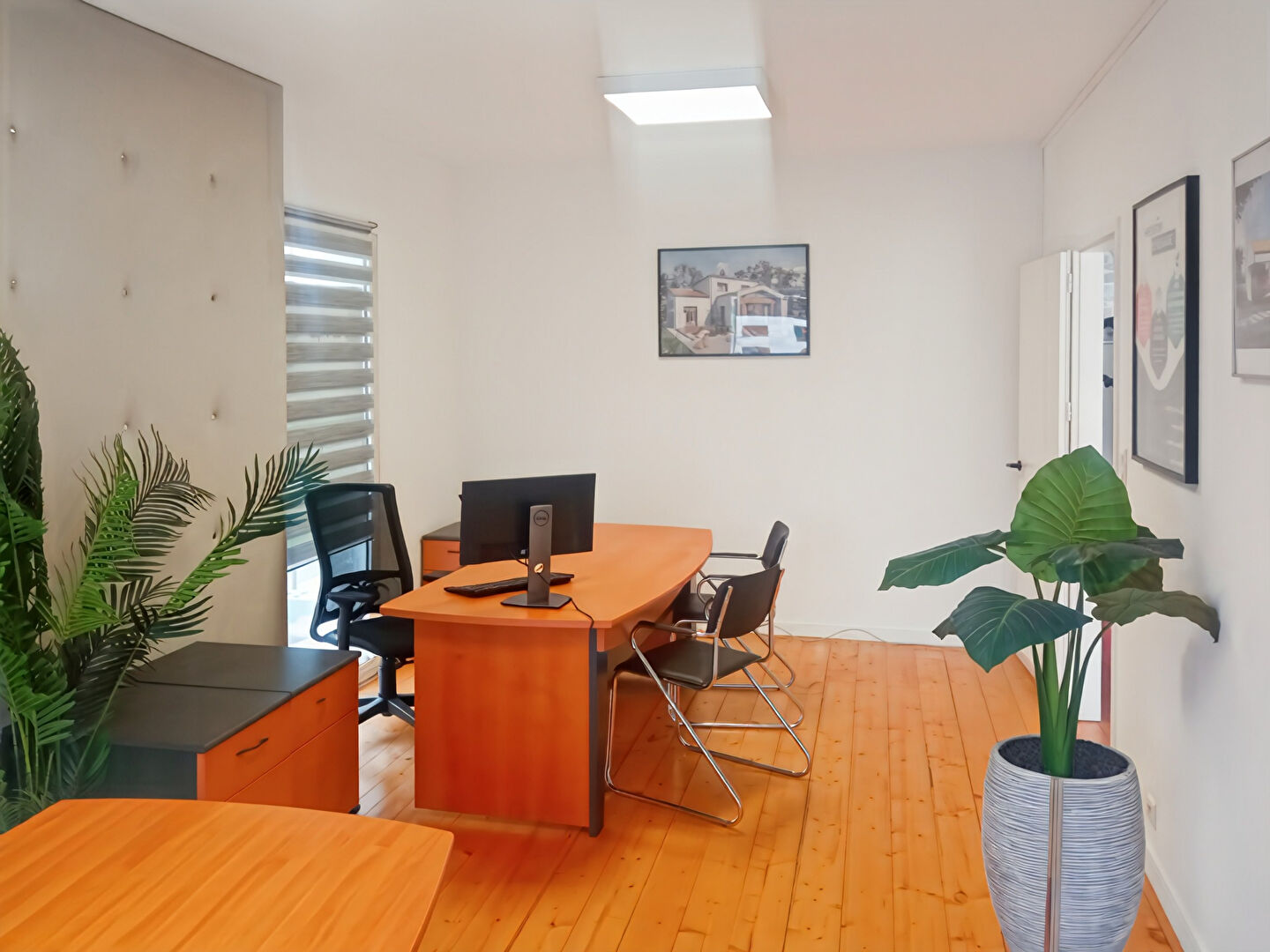 Local commercial CHALLANS (85300) 45.14 m&sup2;